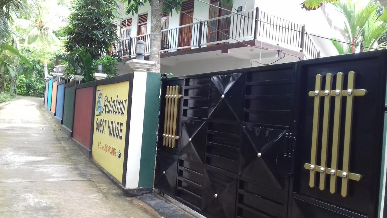 Rainbow Guest House Hikkaduwa Buitenkant foto